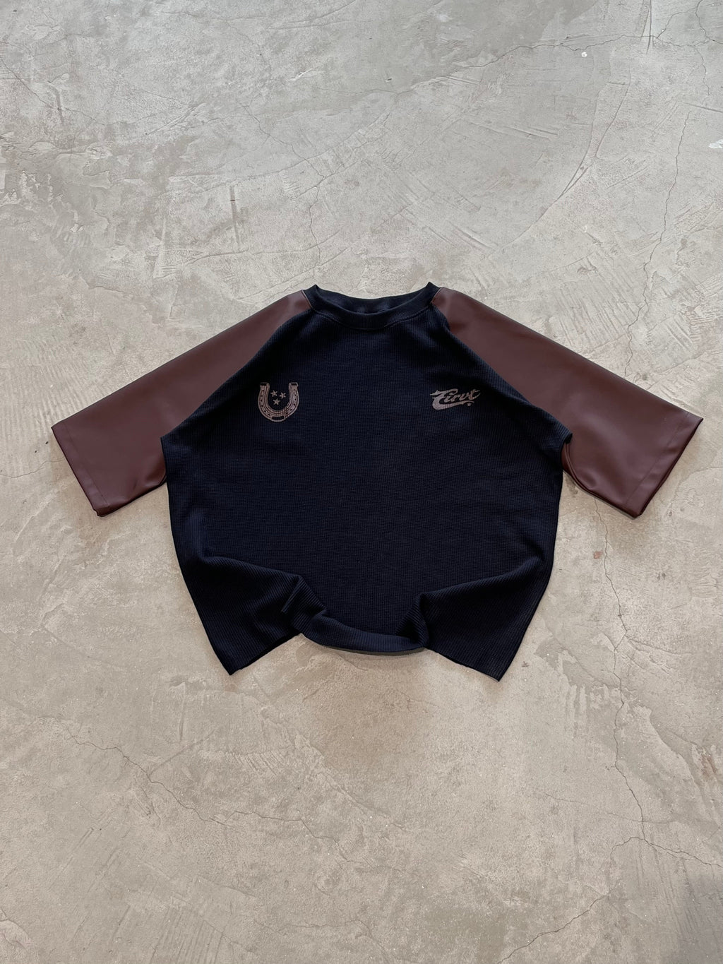 OUTLAW LEATHER WAFFLE T-SHIRT