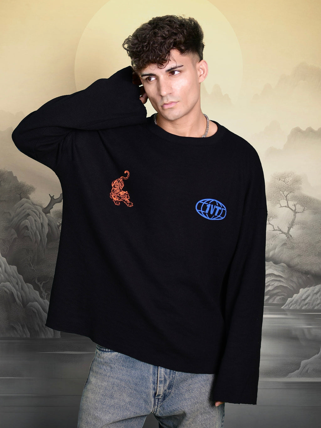 TWIN TIGERS WAFFLE BLACK T-SHIRT