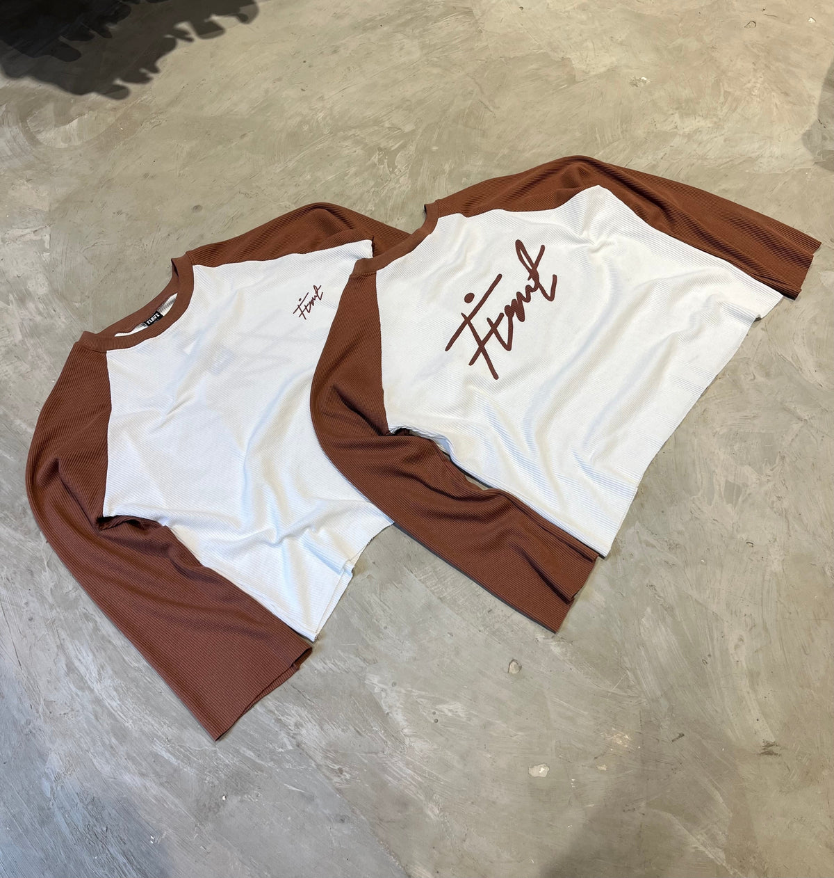 RAGLAN WAFFLE BROWN T-SHIRT