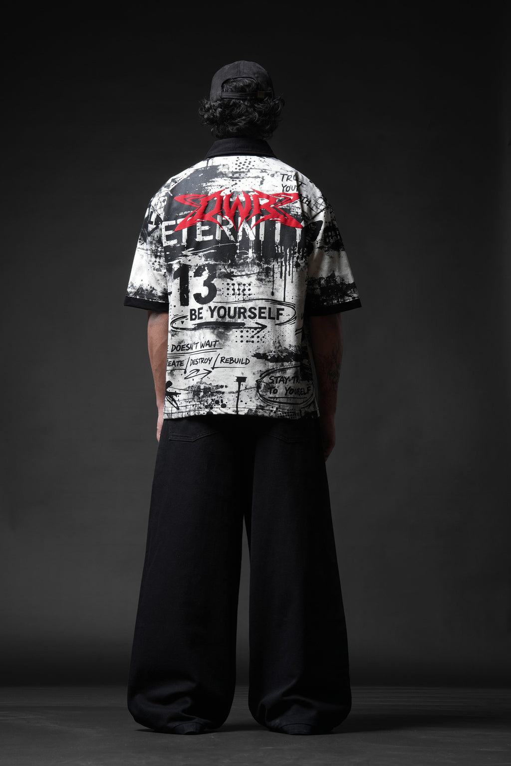 Be Yourself Collar T-shirt
