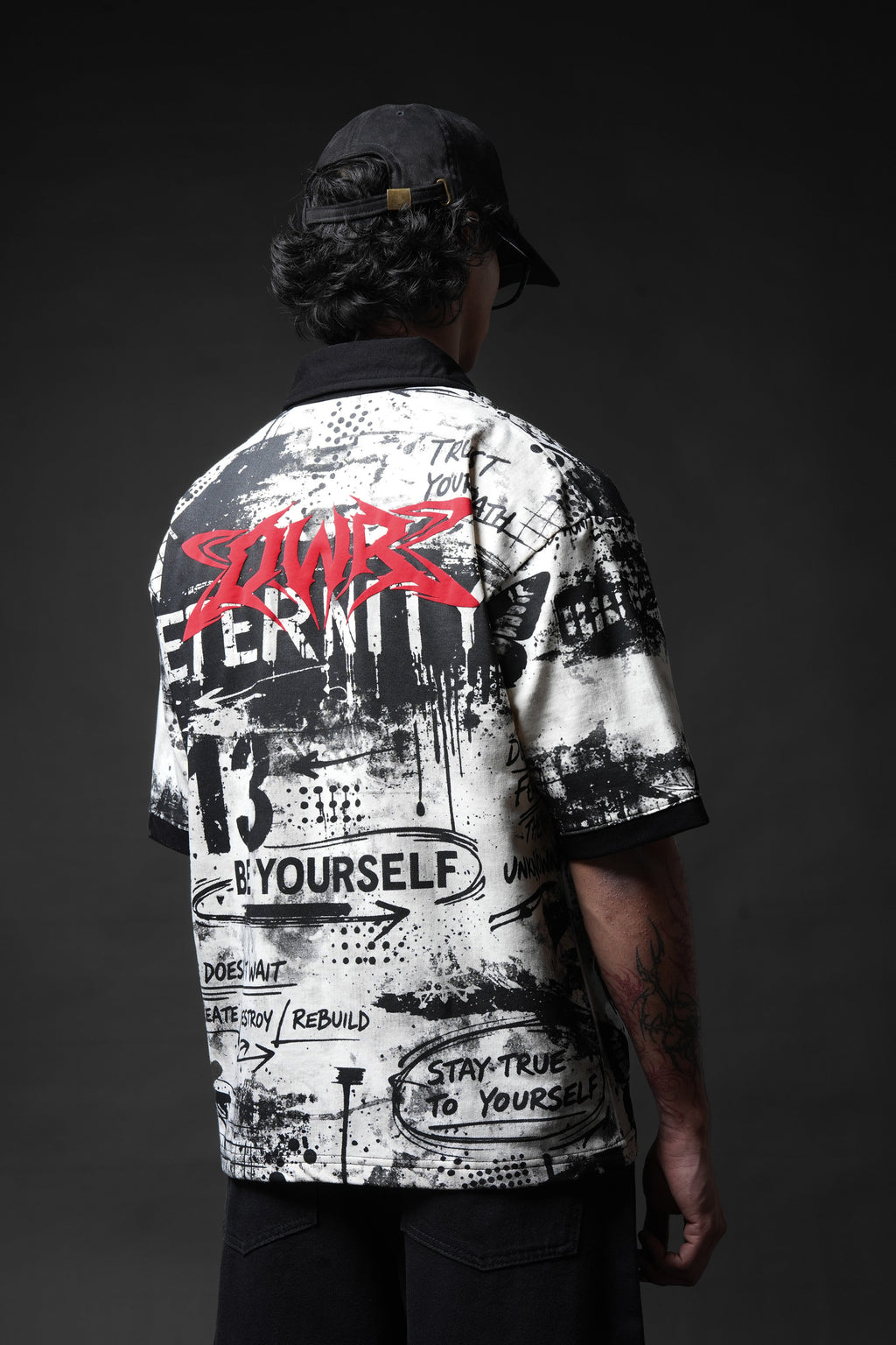 Be Yourself Collar T-shirt