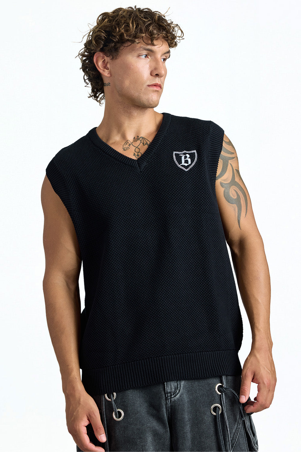Classic Crest Knit Vest
