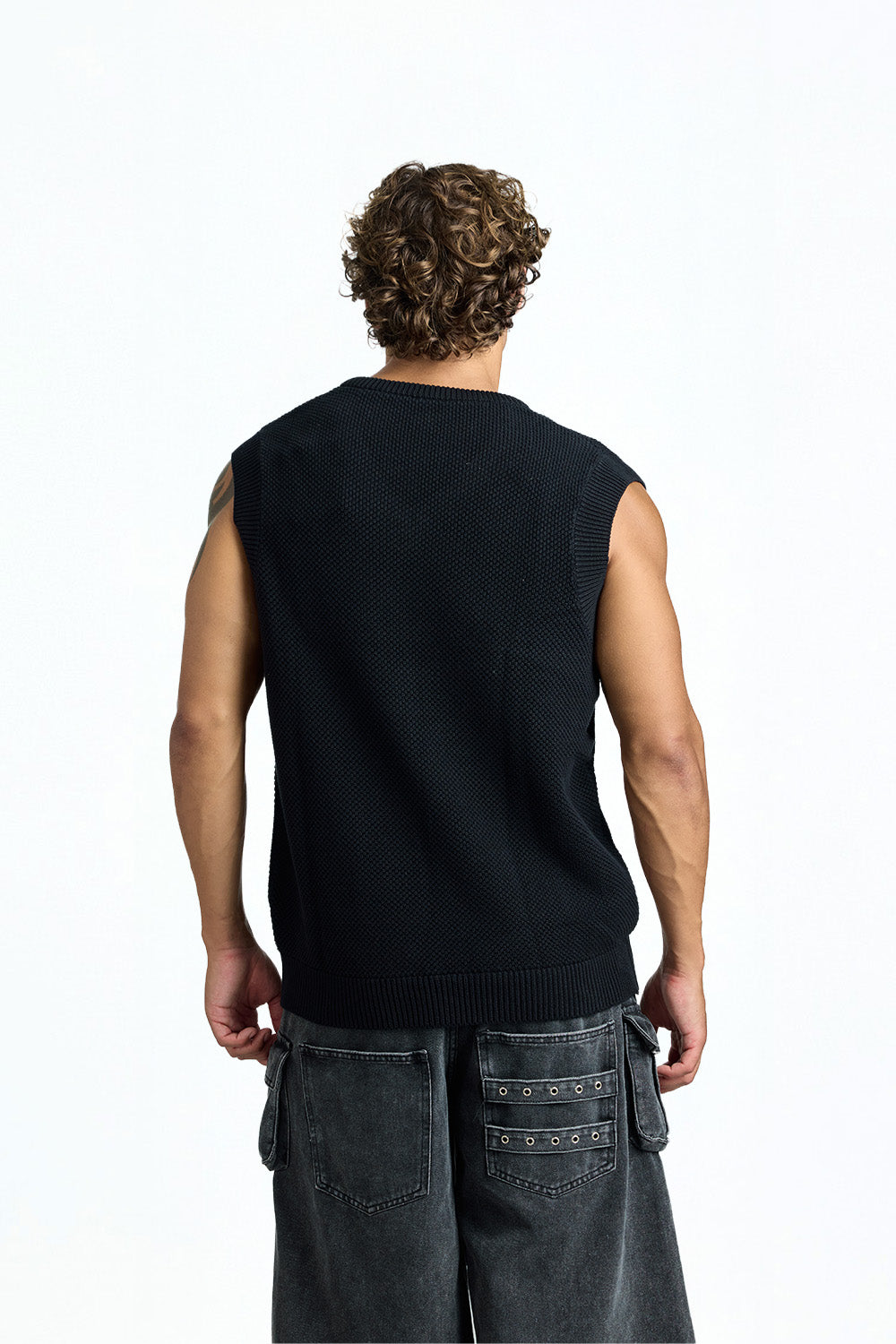 Classic Crest Knit Vest