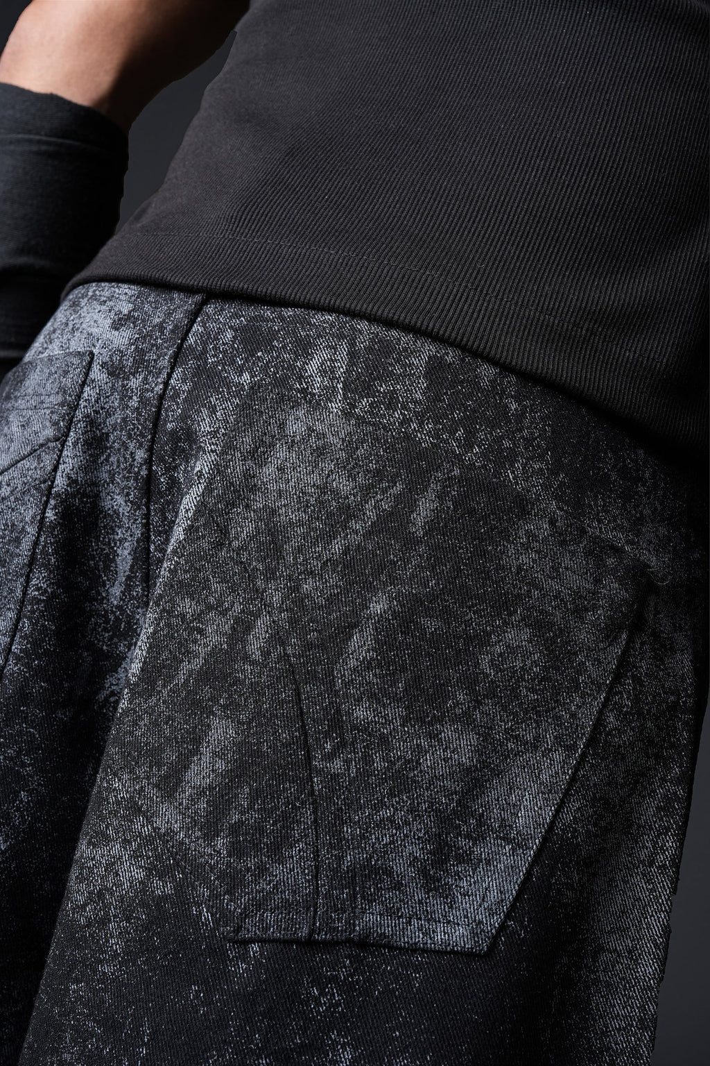 Vertebrose Denim